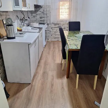 Apartamento Linic - *